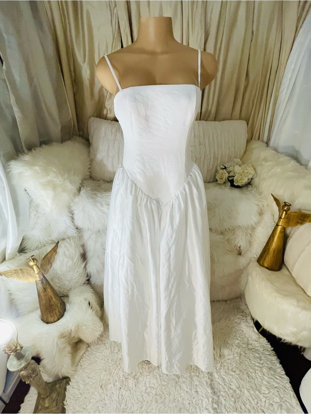 Lulu's White Spaghetti Strap Maxi Formal Dress